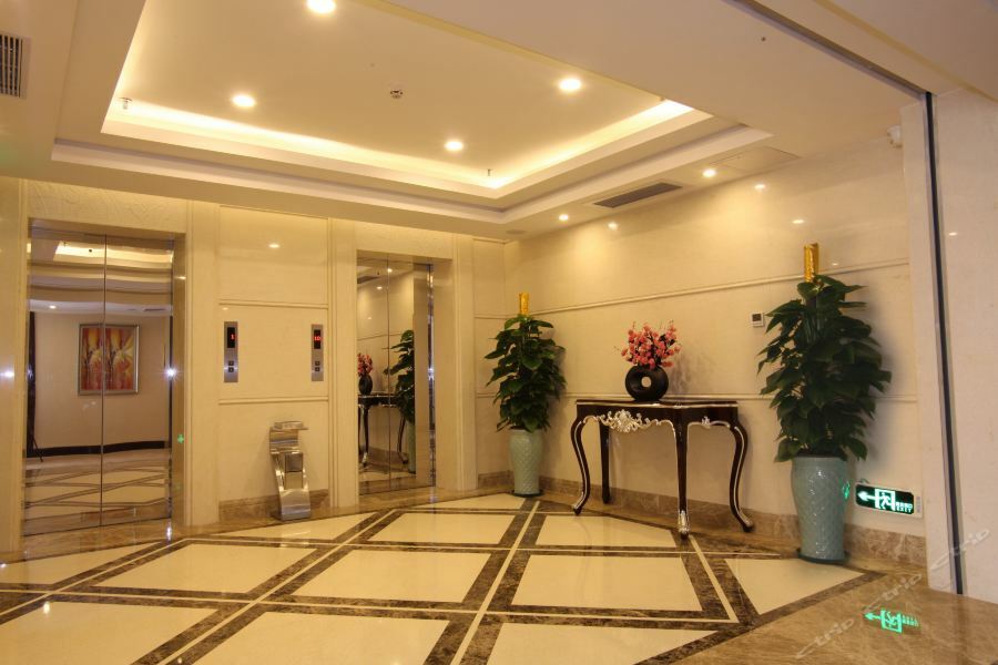 Guangzhou Jin Wan Li Business Hotel ภายนอก รูปภาพ